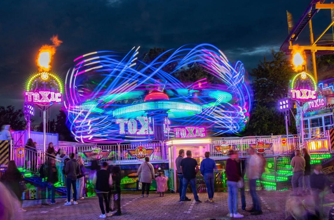 Nieuwe attractie: Toxic - Kermis Hoorn